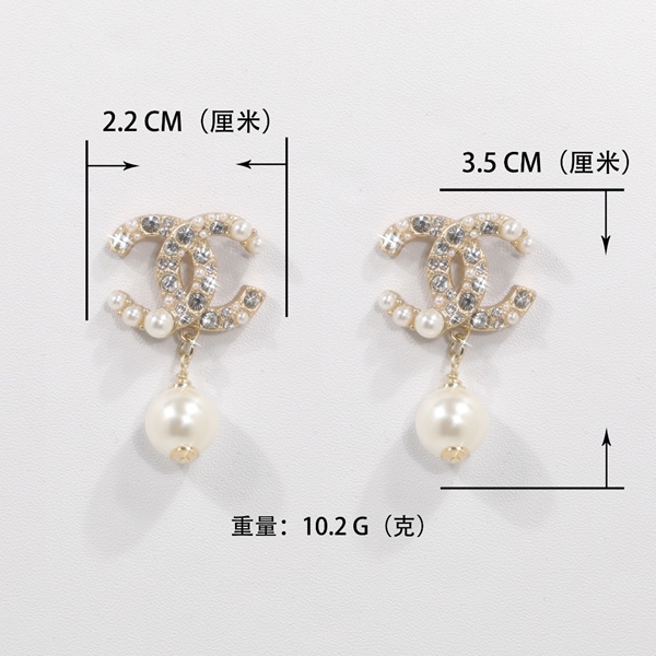 シャネルアクセサリー正面デザイン